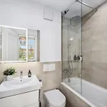 アパート Traber 1 Sz Balkon 2 Badezimmer Suedvorstadt ライプツィヒ