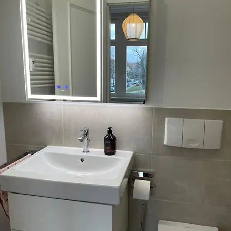 Traber 1 Sz Balkon 2 Baeder Suedvorstadt Apartment