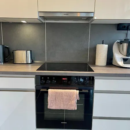 Traber 1 Sz Balkon 2 Baeder Suedvorstadt *