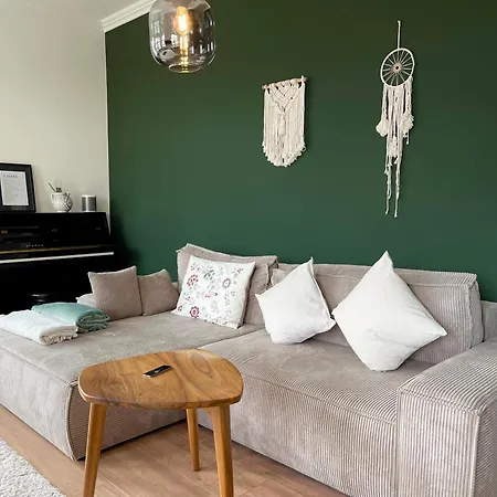 Traber 1 Sz Balkon 2 Badezimmer Suedvorstadt * 라이프치히