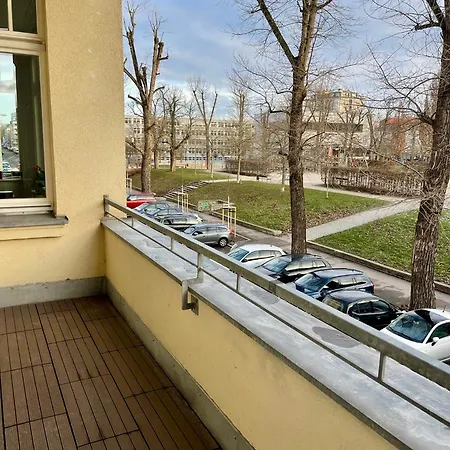 Traber 2 Sz Balkon 2 Badezimmer Suedvorstadt Лейпциг