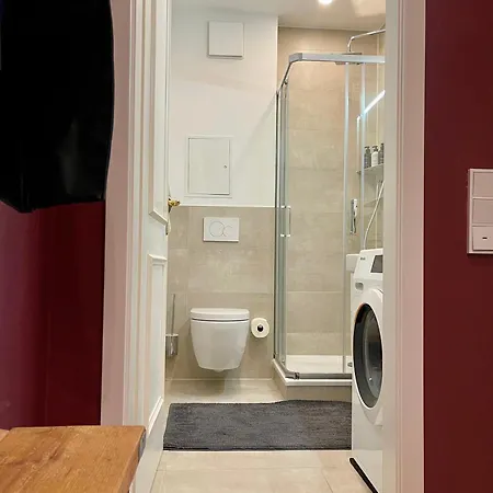 Traber 2 Sz Balkon 2 Badezimmer Suedvorstadt * Лейпциг