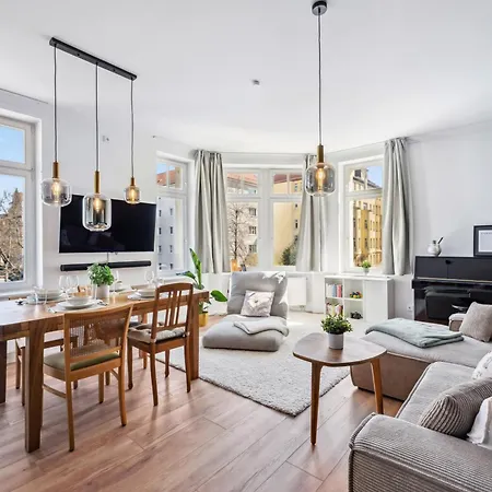 Traber 2 Sz Balkon 2 Badezimmer Suedvorstadt * Лейпциг