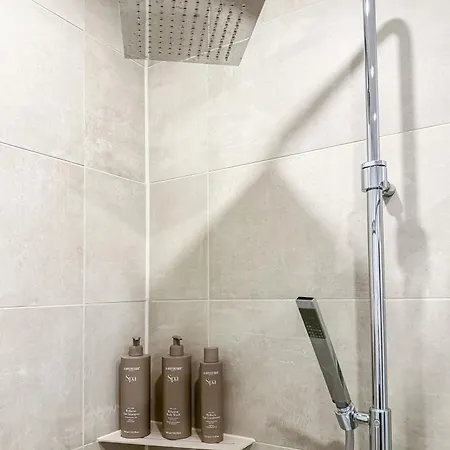 Traber 2 Sz Balkon 2 Badezimmer Suedvorstadt Апартаменты Лейпциг