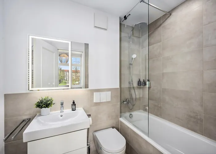 아파트 Traber 1 Sz Balkon 2 Badezimmer Suedvorstadt 라이프치히