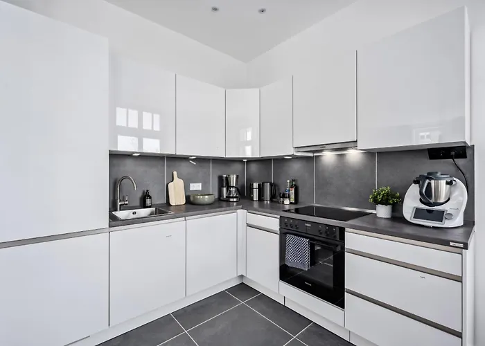 Traber 1 Sz Balkon 2 Badezimmer Suedvorstadt